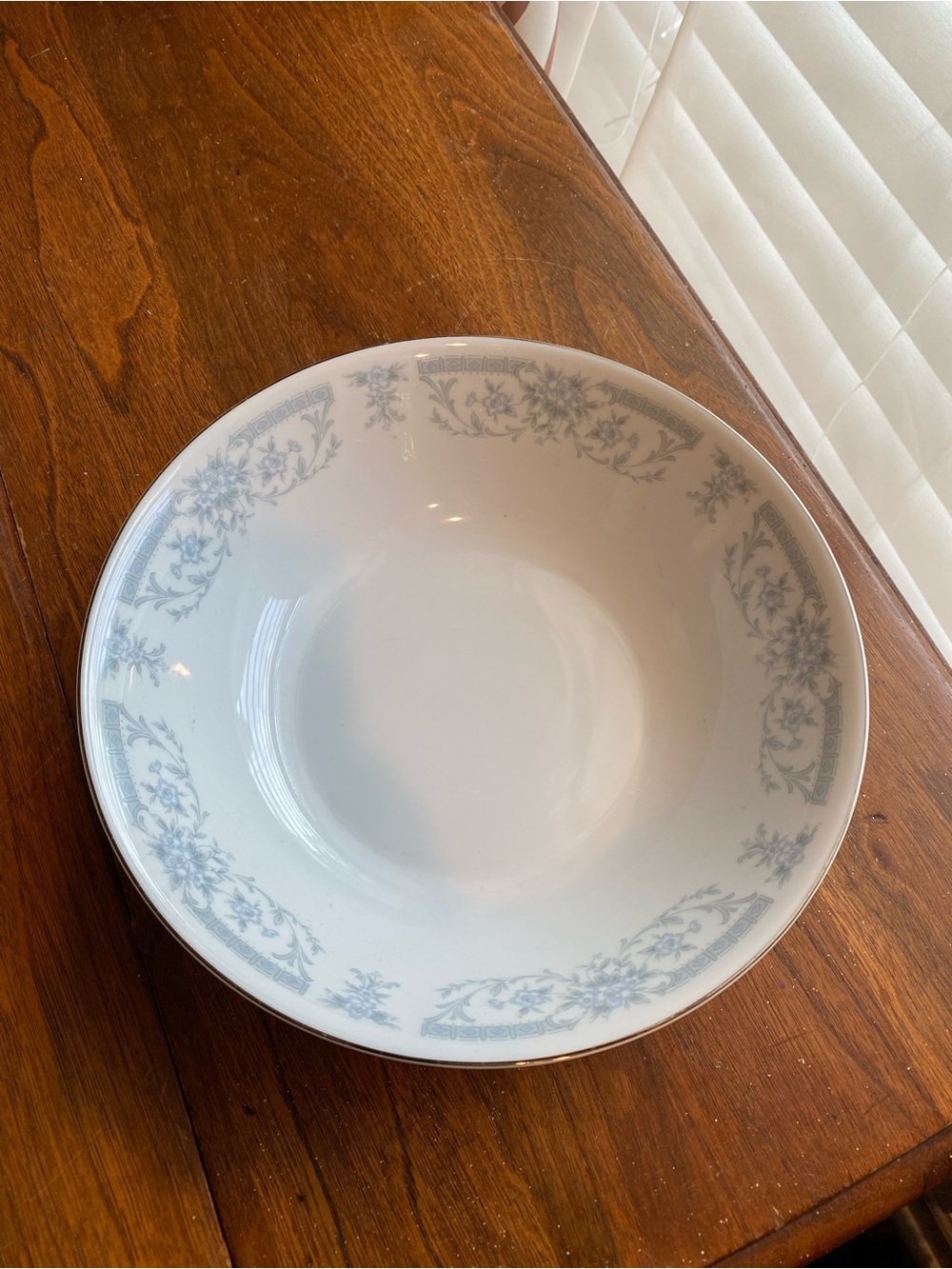 Sheffield Blue Whisper 9 inch veggie serving bowl vintage 80s